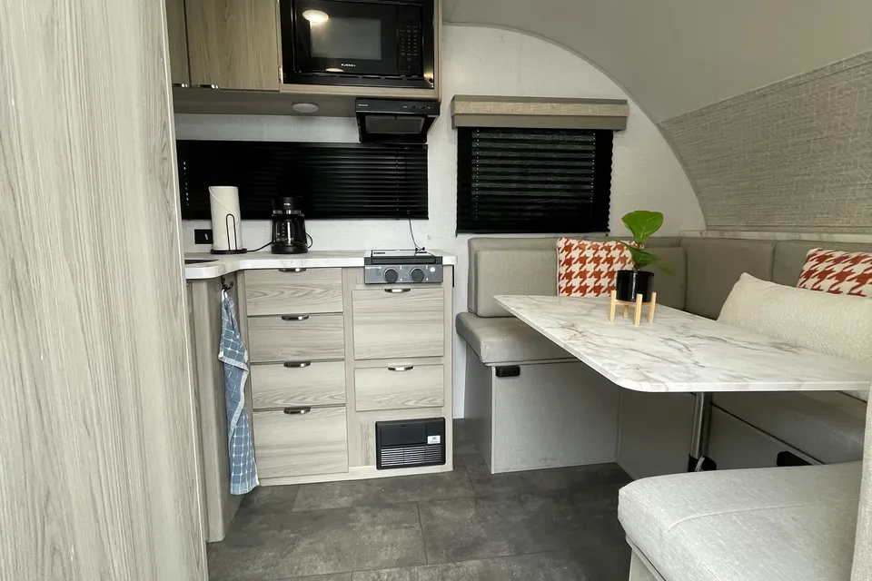 Beautiful Brand-New RV- Spacious, Comfortable, and Family-Ready! ✨