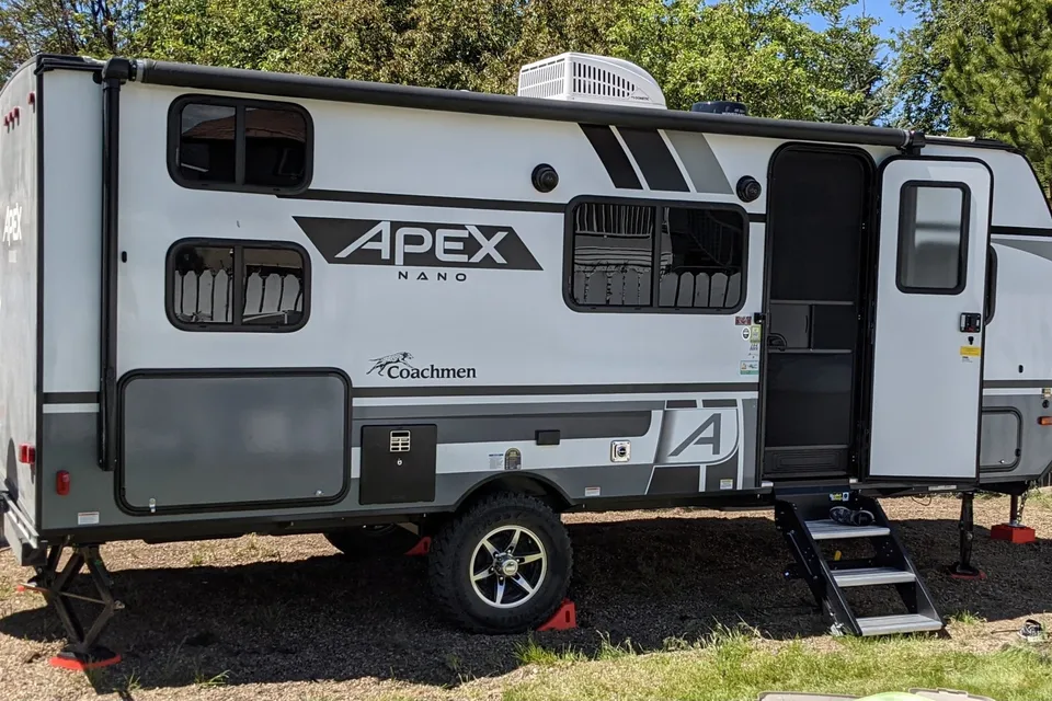 Dave’s Adventure-Ready Bunkhouse — Apex Nano 194BHS | Easy to Tow!