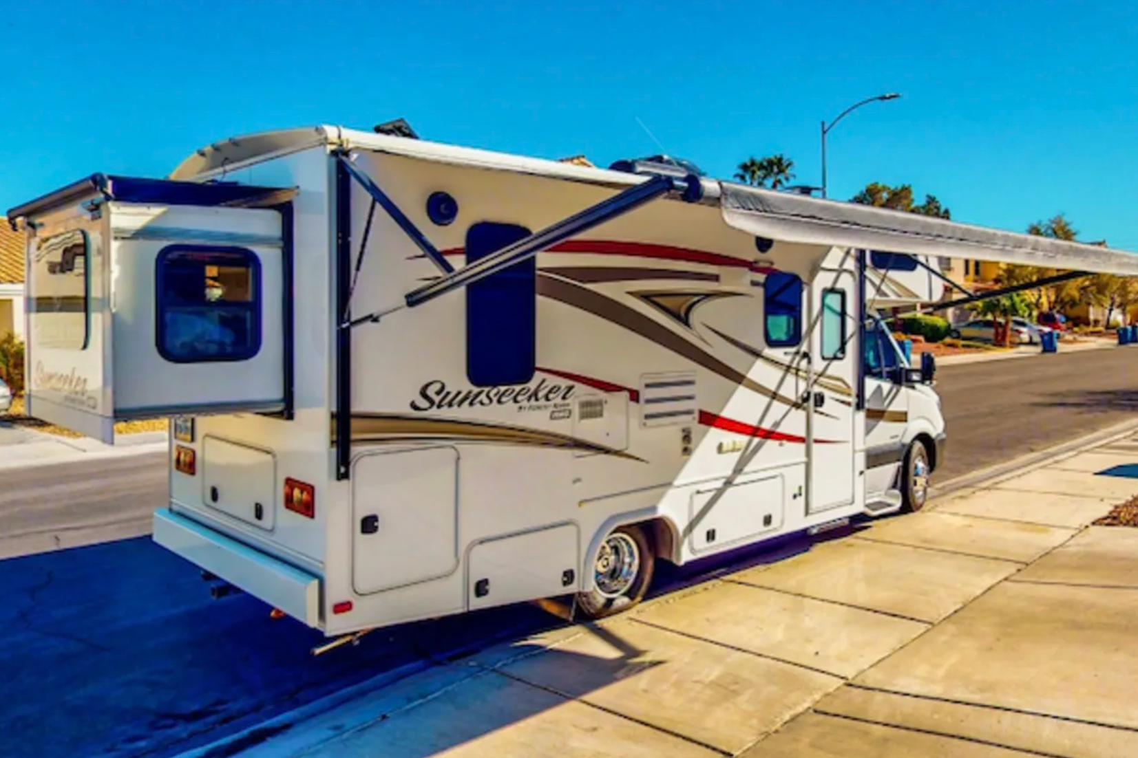 Mercedes Benz Sprinter Forest River Sunseeker 2400S
