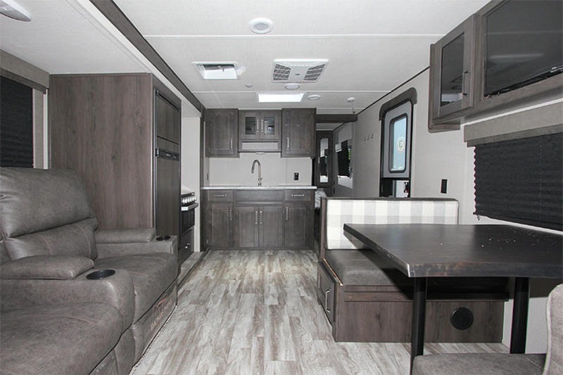 Samuel 's Grand design transcend Transcend Xplor 261BH Travel Trailer