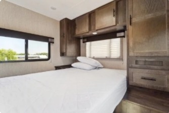 2021 Coachmen Leprechaun 270QB: Explore in Comfort and Style