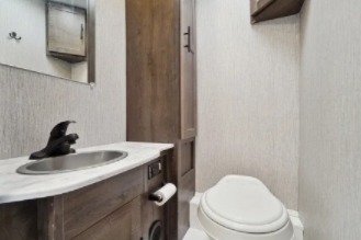 2021 Coachmen Leprechaun 270QB: Explore in Comfort and Style