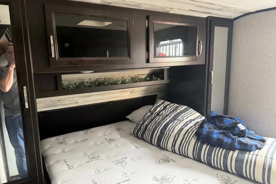 M&A Jayco Jayfeather 24BH Travel Trailer