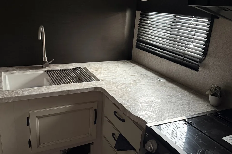 M&A Jayco Jayfeather 24BH Travel Trailer