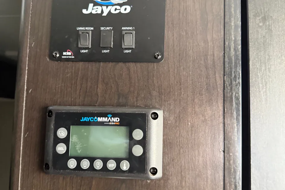 M&A Jayco Jayfeather 24BH Travel Trailer