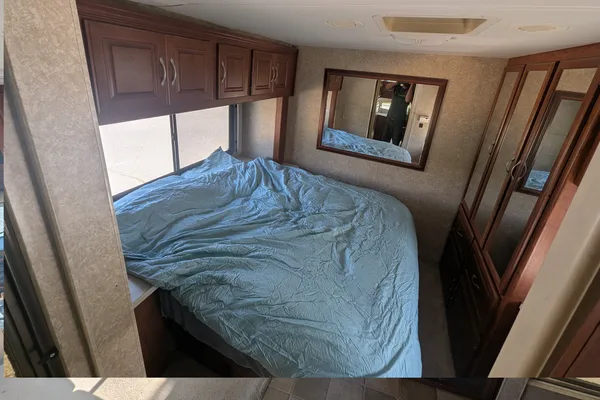 Nature of the Bear's 29ft motorhome 29E Class C