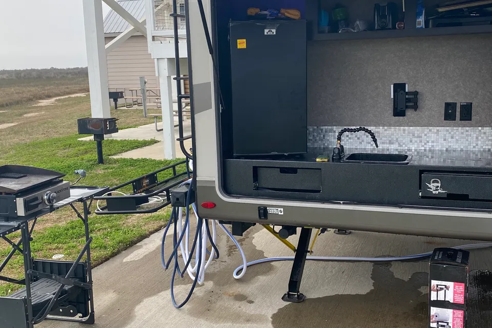 Dale's Jayco 324BHS Travel Trailer