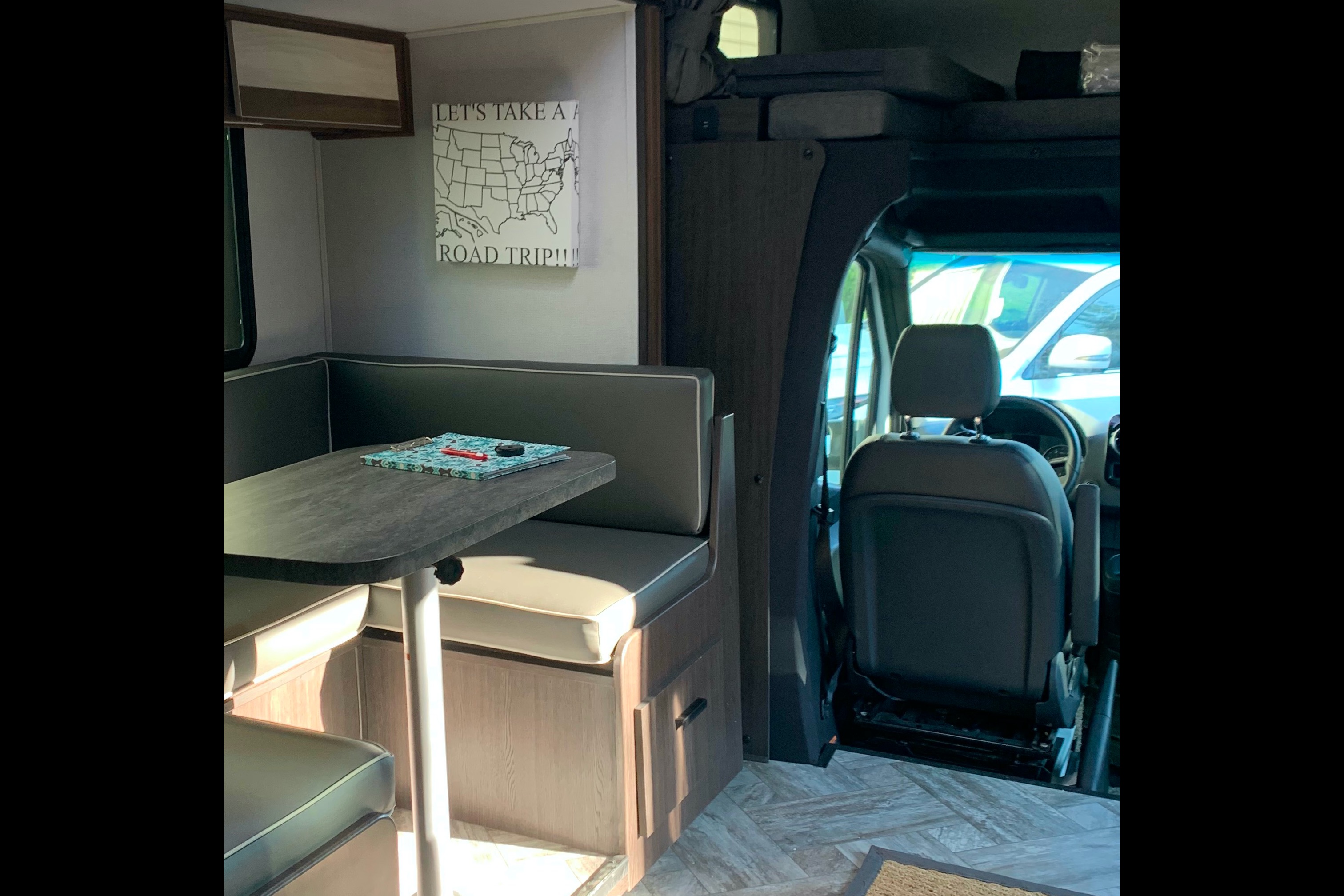 Forest River Sunseeker 2400b Class C with ALL the Comforts of HOME