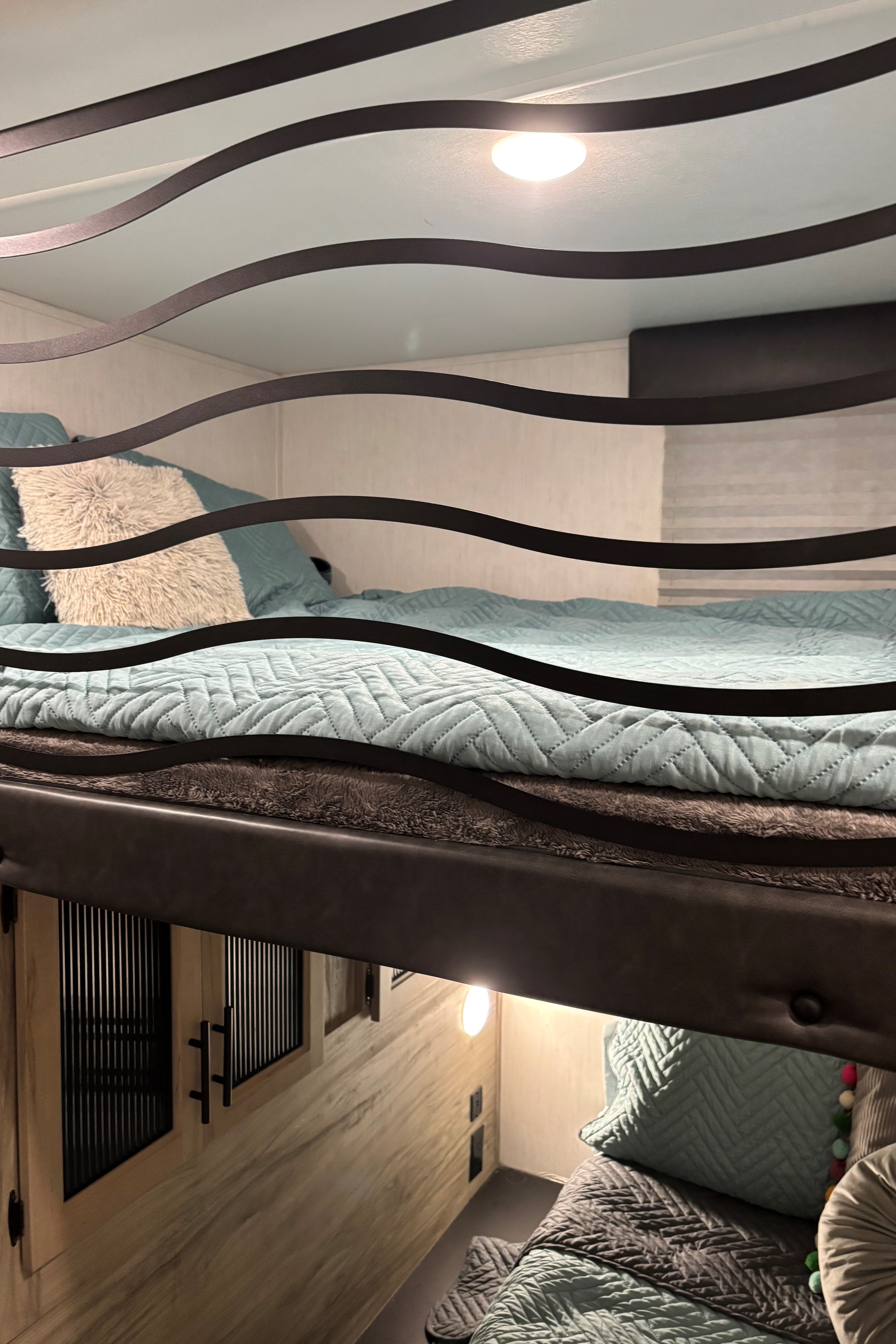 The Rolling Condo ** New Listing**