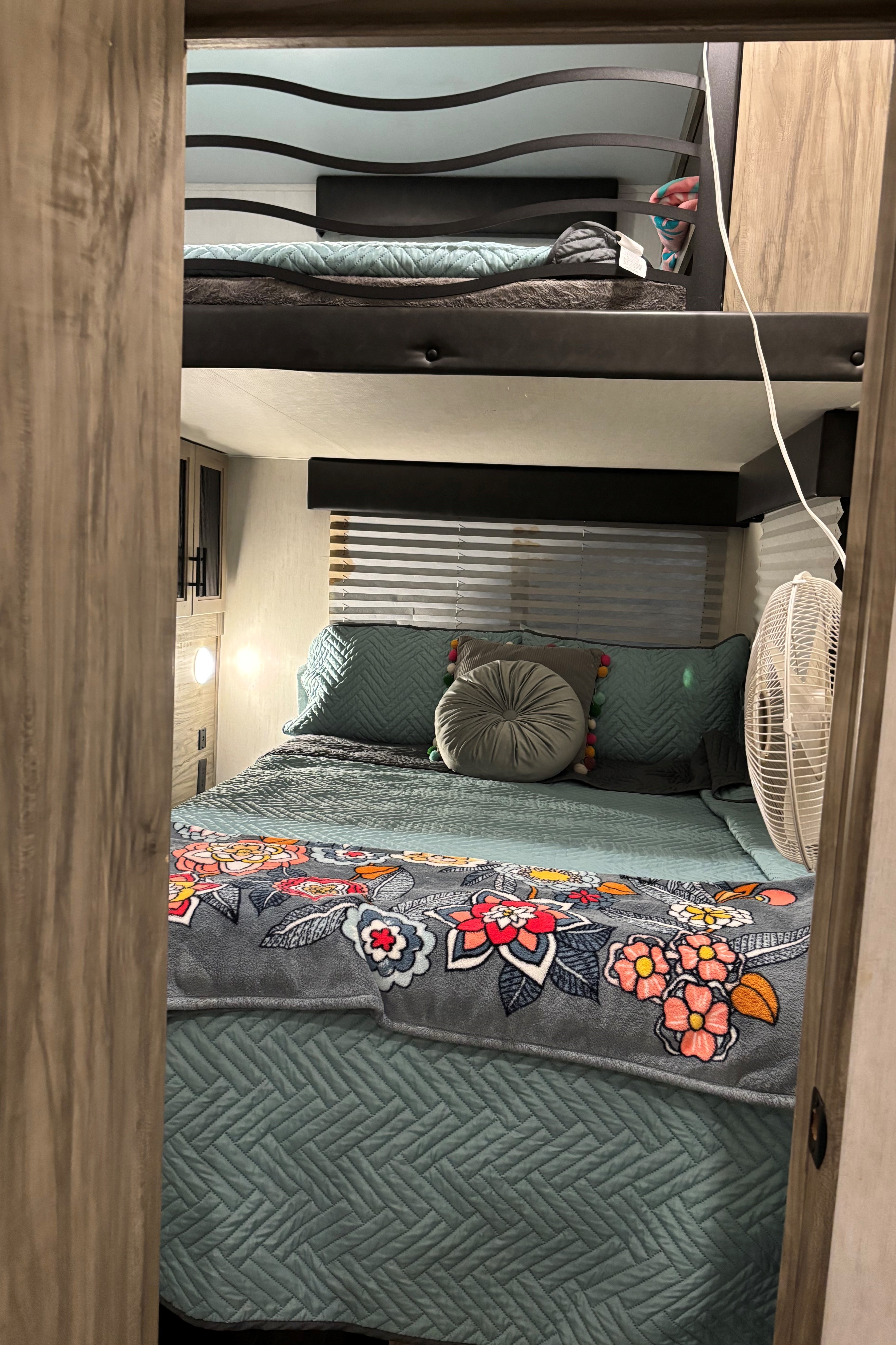 The Rolling Condo ** New Listing**