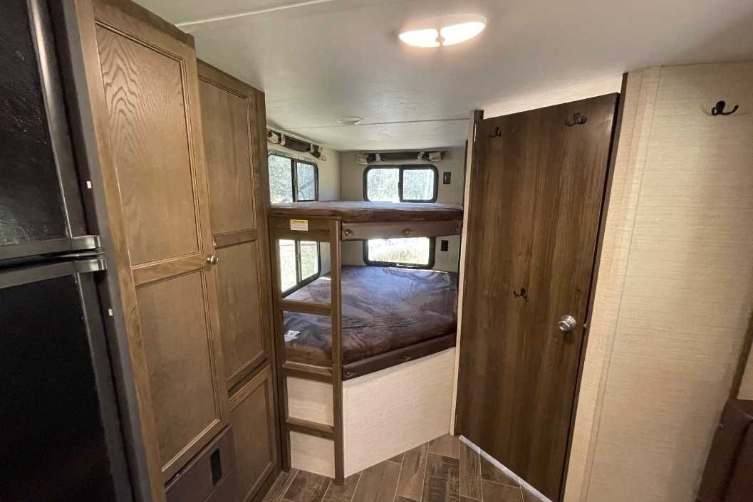 2018 Keystone Bullet Ultra - Camplife RV rentals 