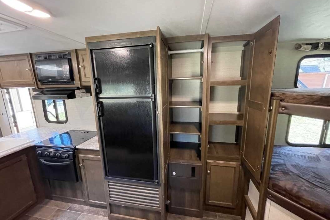 2018 Keystone Bullet Ultra - Camplife RV rentals 