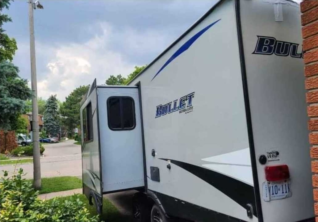 2018 Keystone Bullet Ultra - Camplife RV rentals 