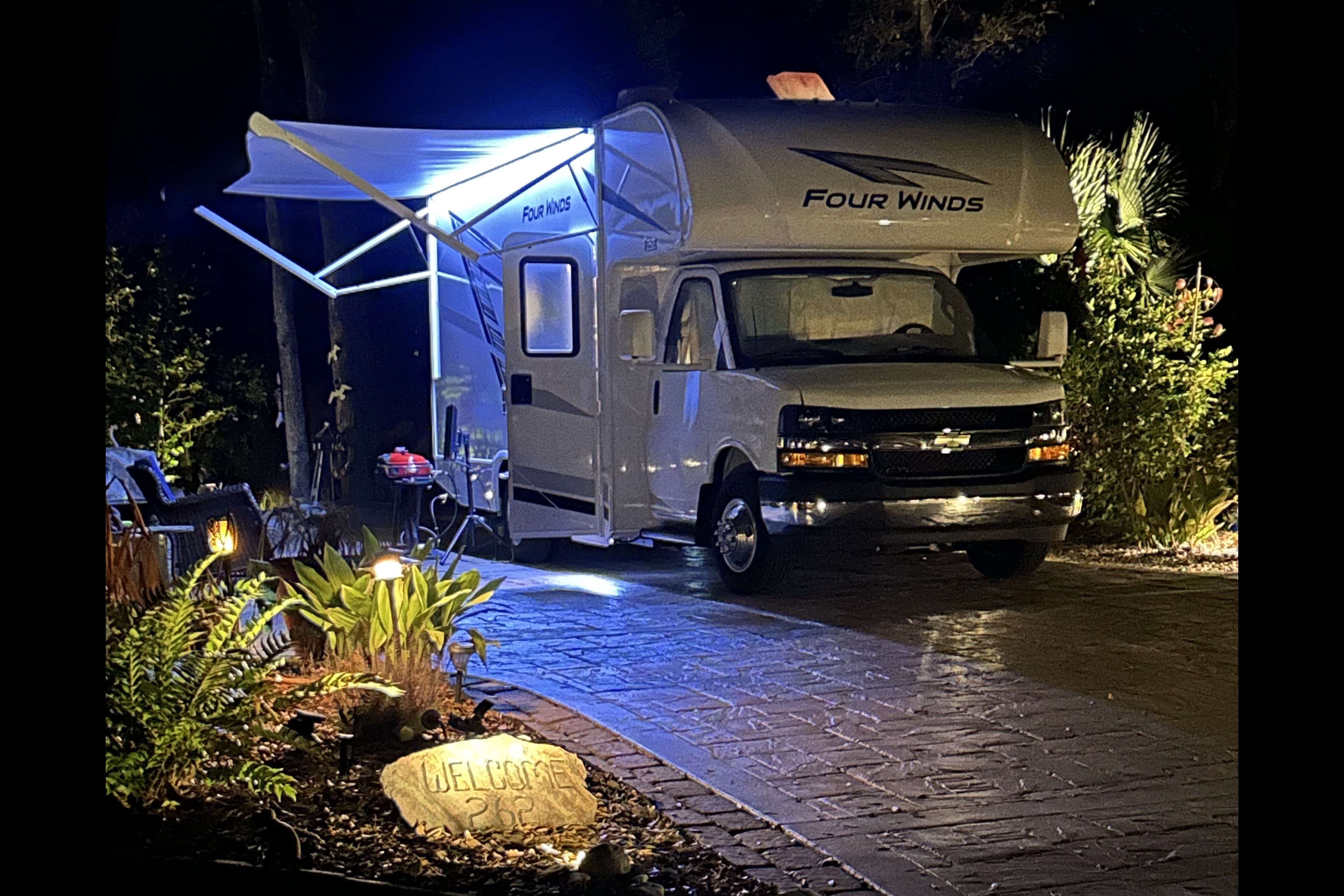 Phil's  2025 Thor Motor Coach Four Winds 22B Class C