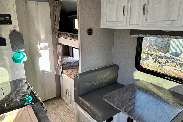 Rockwood GeoPro 19BH, Perfect for Families!