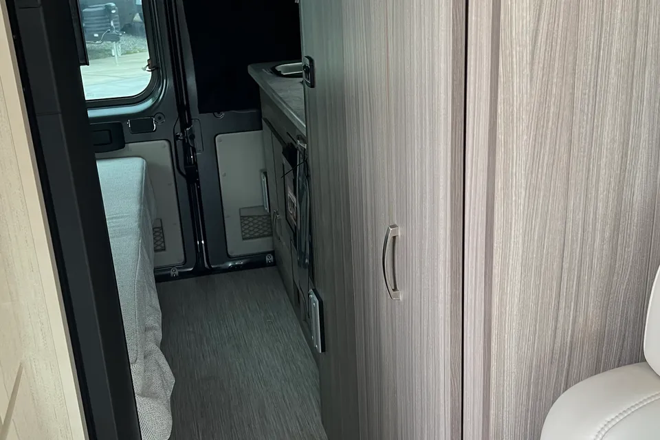 Jayco Dodge ram Class B