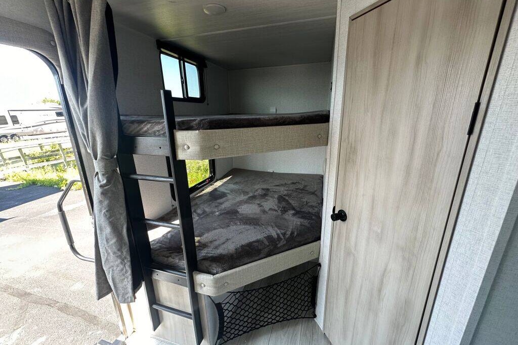 Modern and comfortable East to West 281BH Travel Trailer
