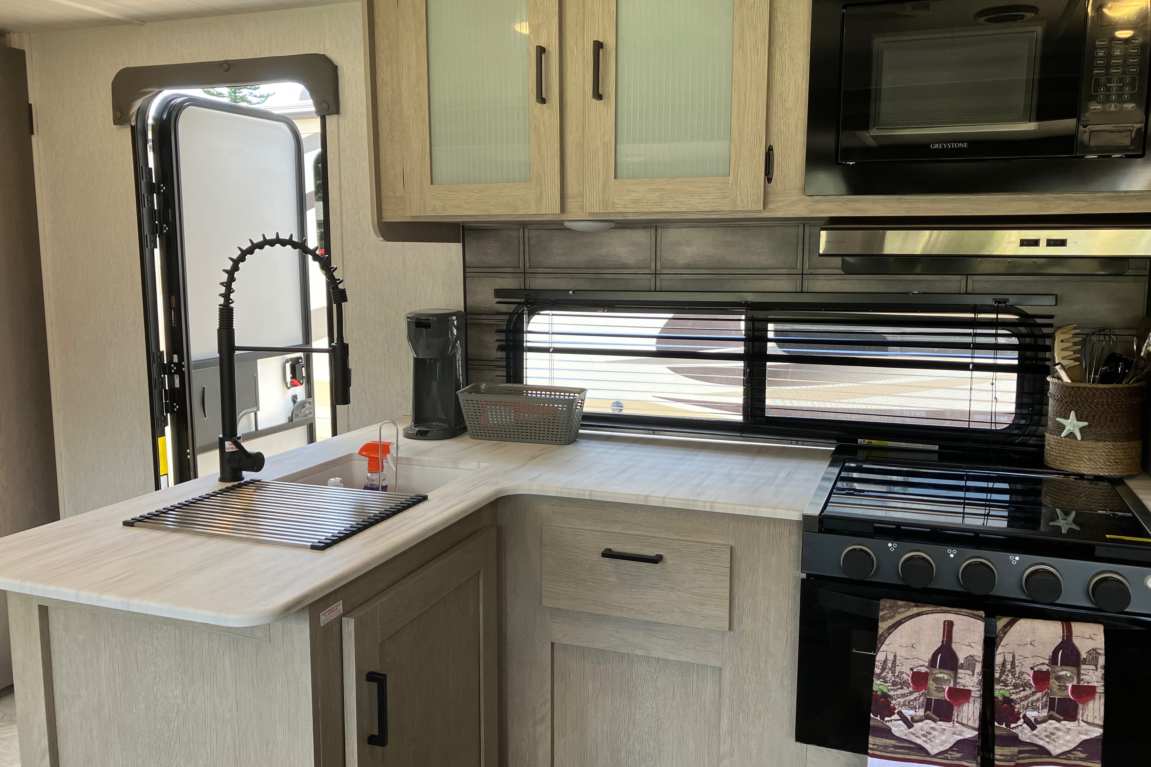 Welcome to Our Family's Airbnb on Wheels I ***2023 Forest River 263bhxl Salem Cruise Lite Travel Trailer