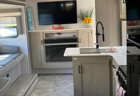 Welcome to Our Family's Airbnb on Wheels I ***2023 Forest River 263bhxl Salem Cruise Lite Travel Trailer