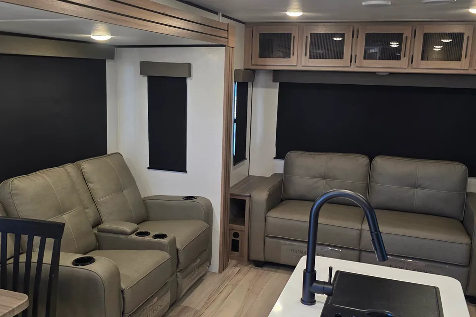 Coleman 2026 Travel Trailer