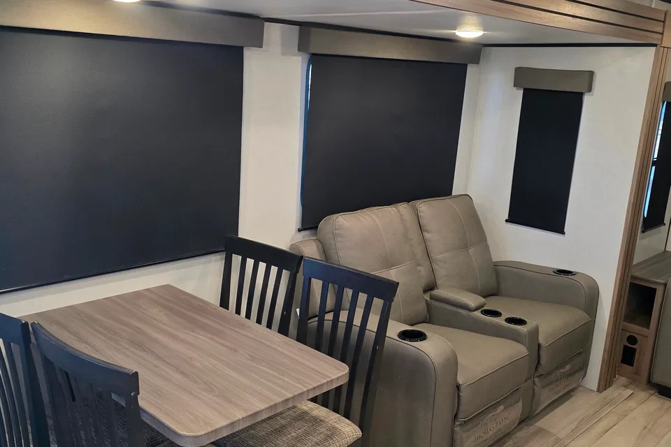 Coleman 2026 Travel Trailer