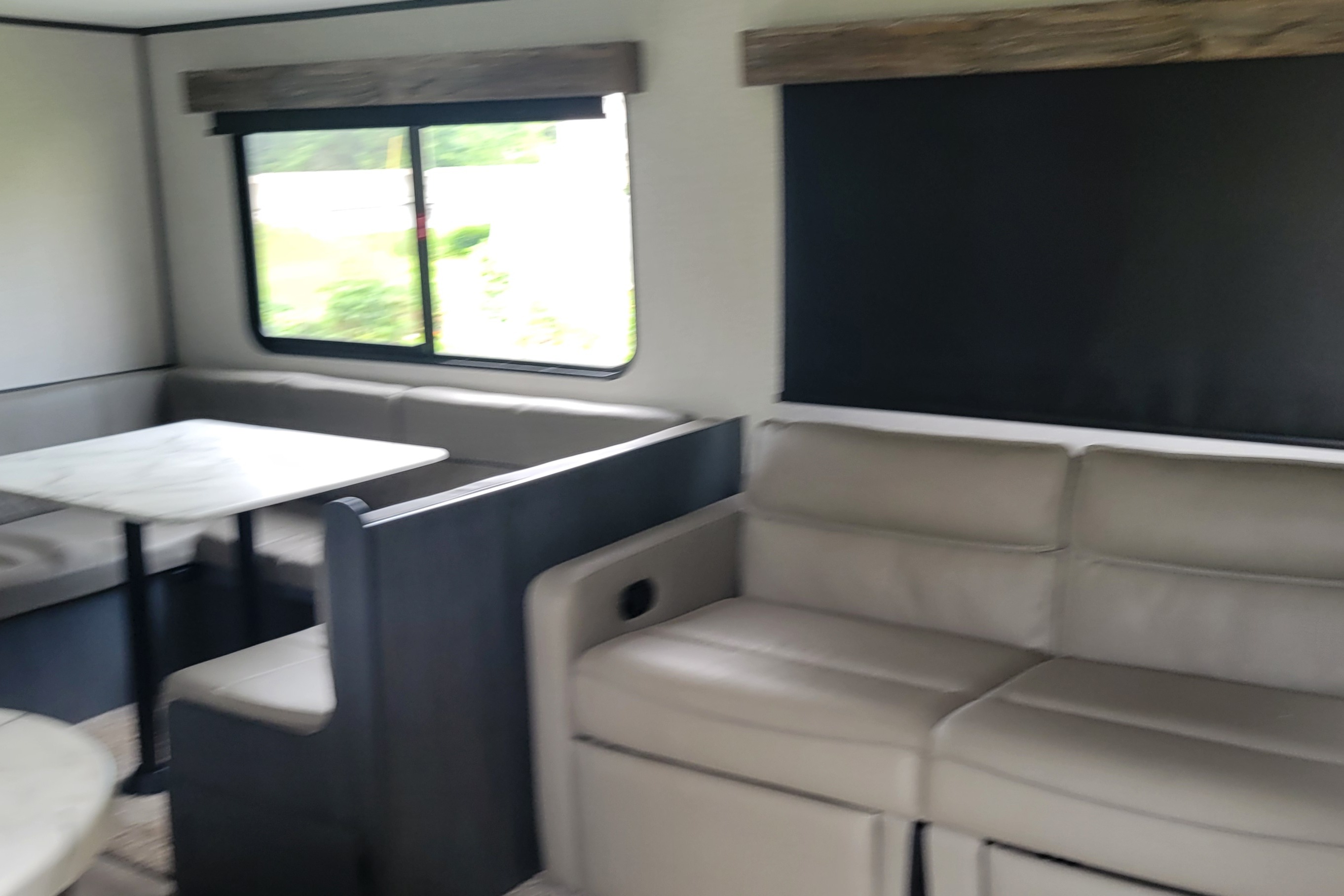 Dutchman Aspen Trail travel trailer