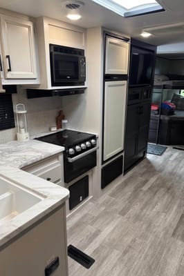Retreat-2-Go: Rustic Luxury Camper