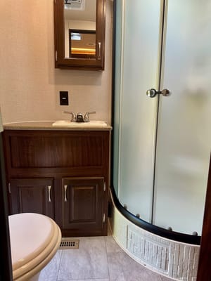 The Hutchins' Palomino 312TSQBK Travel Trailer