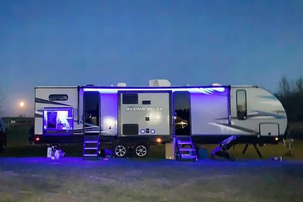 Lisa’s Family Fun Camping Adventures! 2021- Sleeps 8 Comfortably!