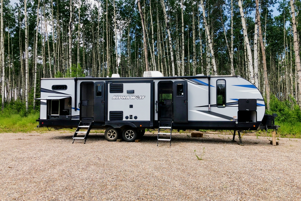Lisa’s Family Fun Camping Adventures! 2021- Sleeps 8 Comfortably!