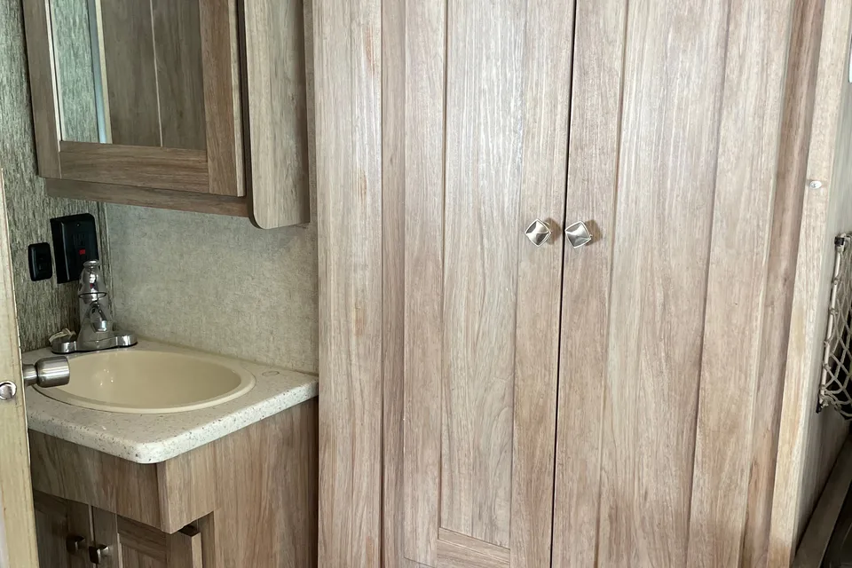 Christina's Forest River Sunseeker Class C