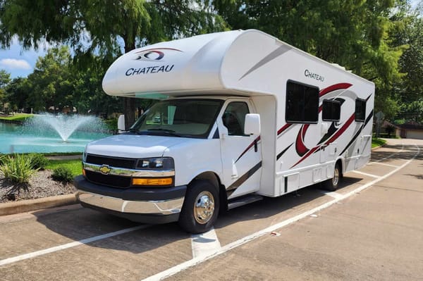 Queenie's RV BnB