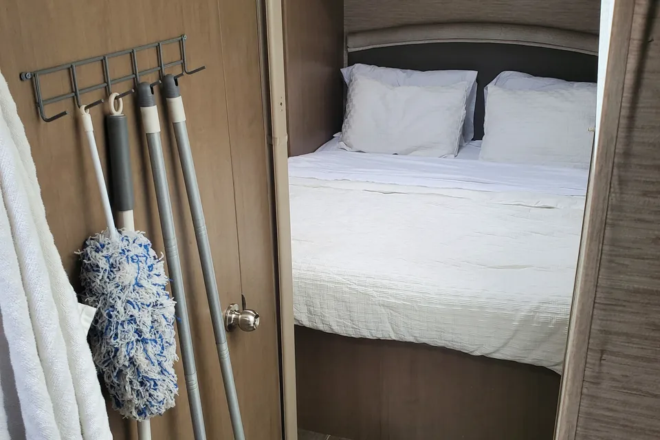 Queenie's RV BnB 