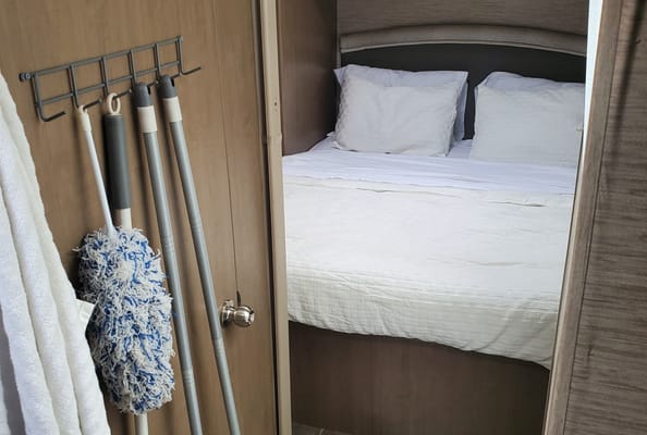 Queenie's RV BnB