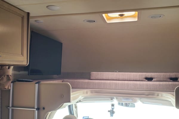 Queenie's RV BnB