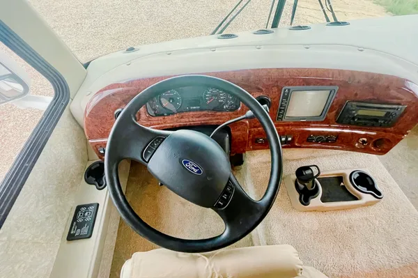 Easy to Drive Everything Included 2007 Four Winds