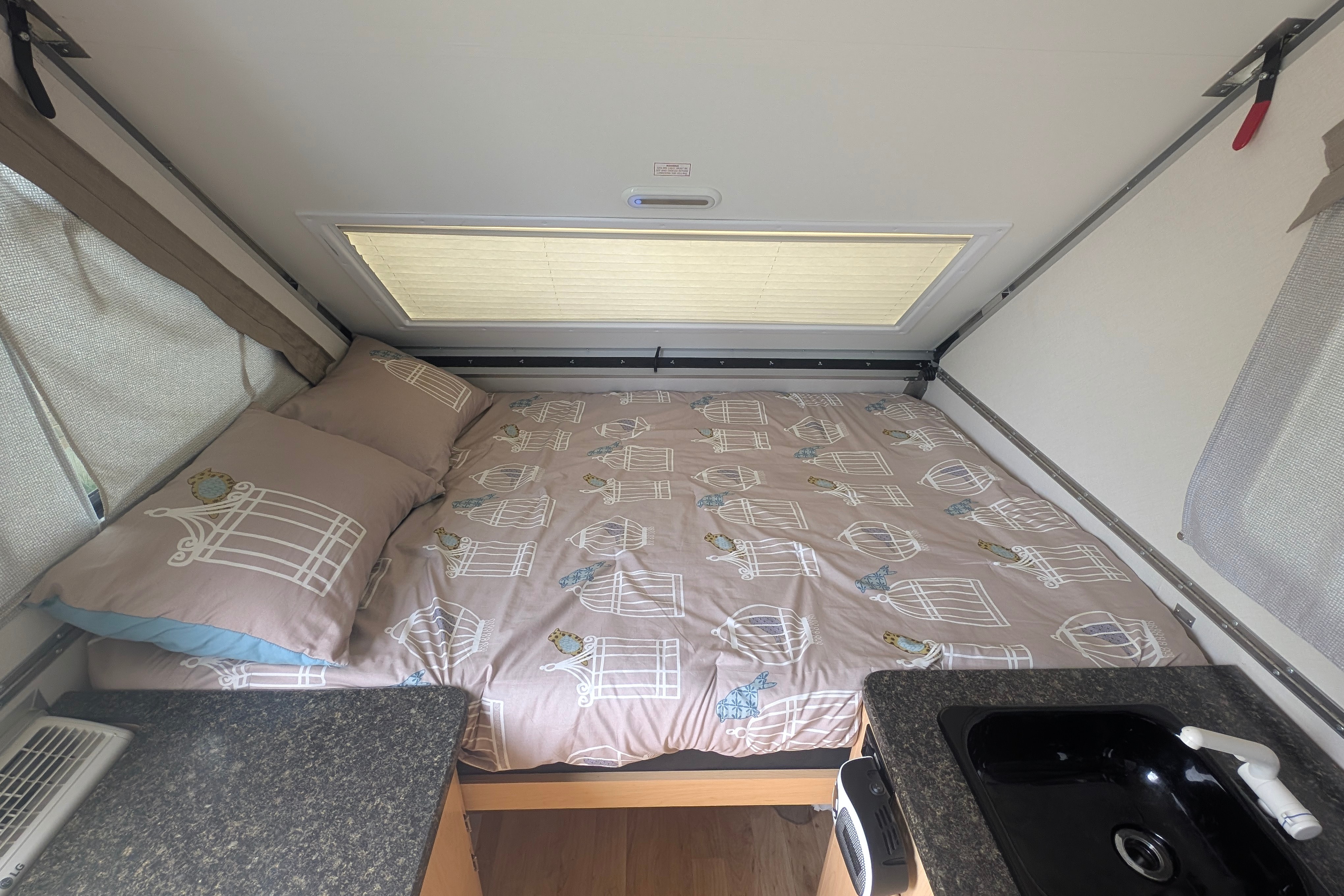 The Glamp-Liner