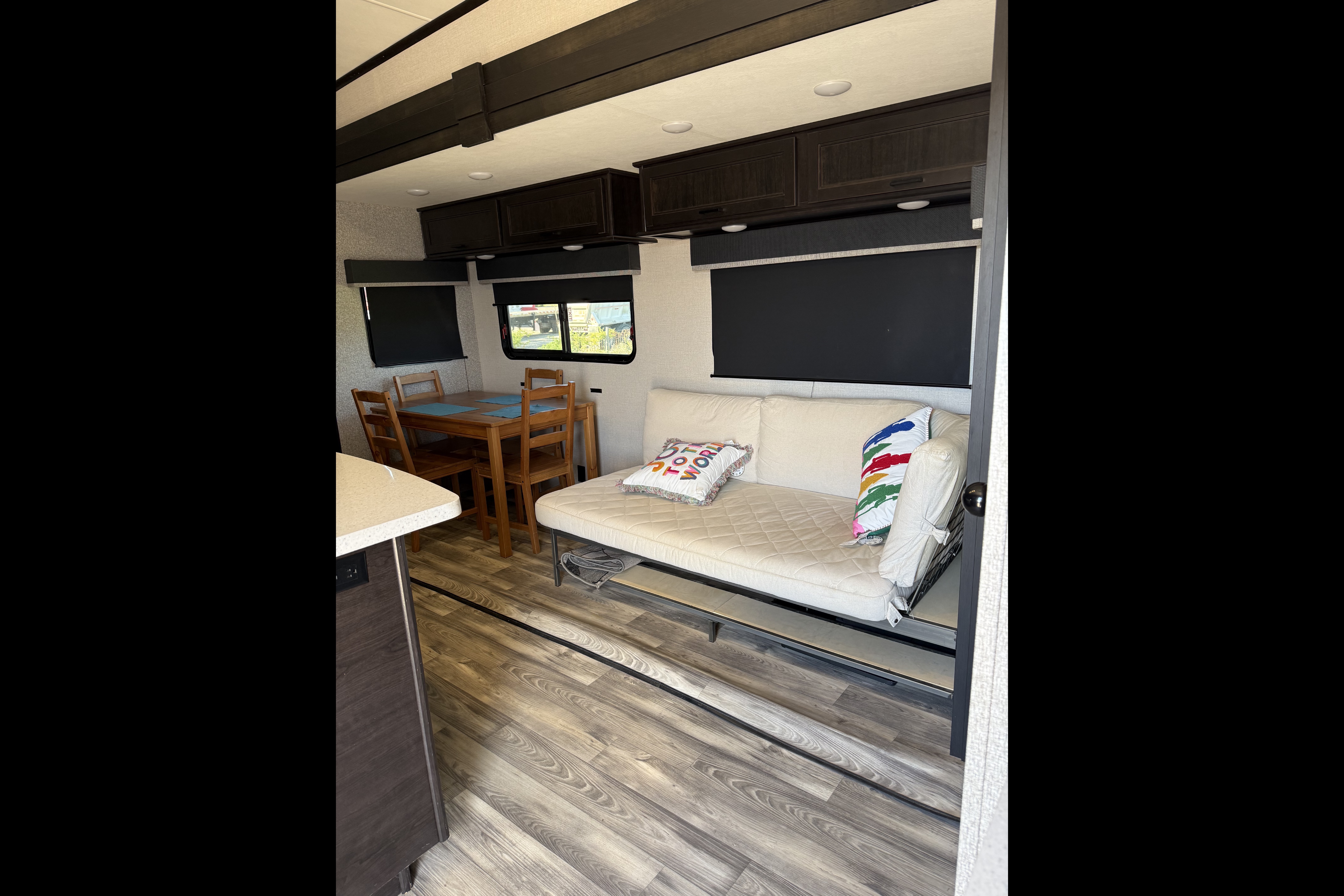 Teela's Highland Ridge RV Mesa Ridge XLT Fifth Wheel
