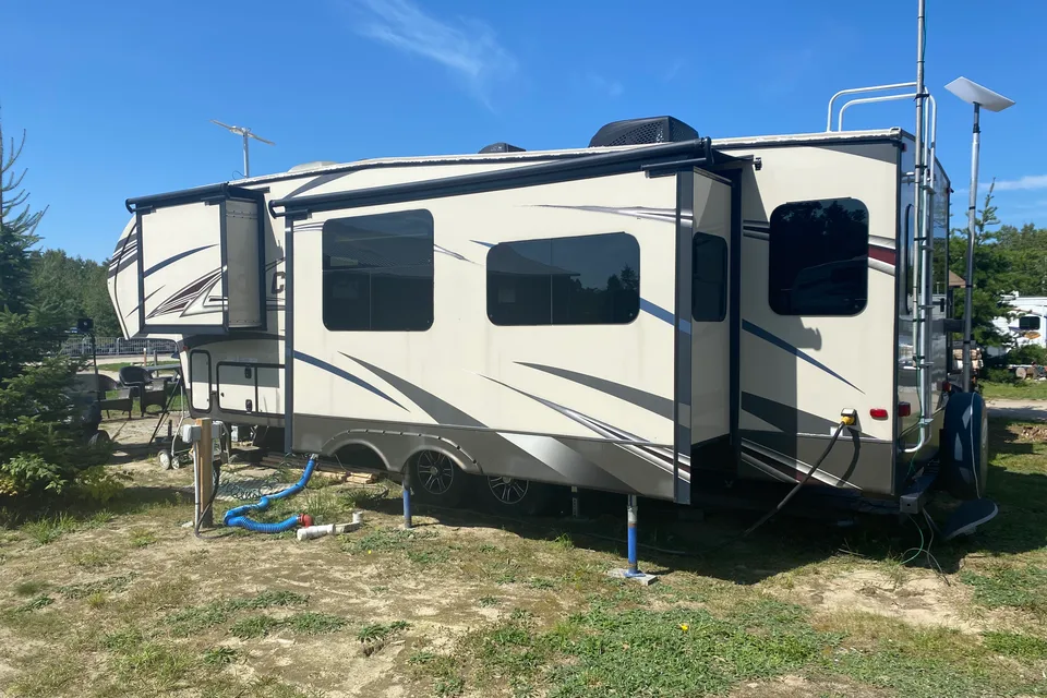 Forest River Crusader Sellette 297RSK
