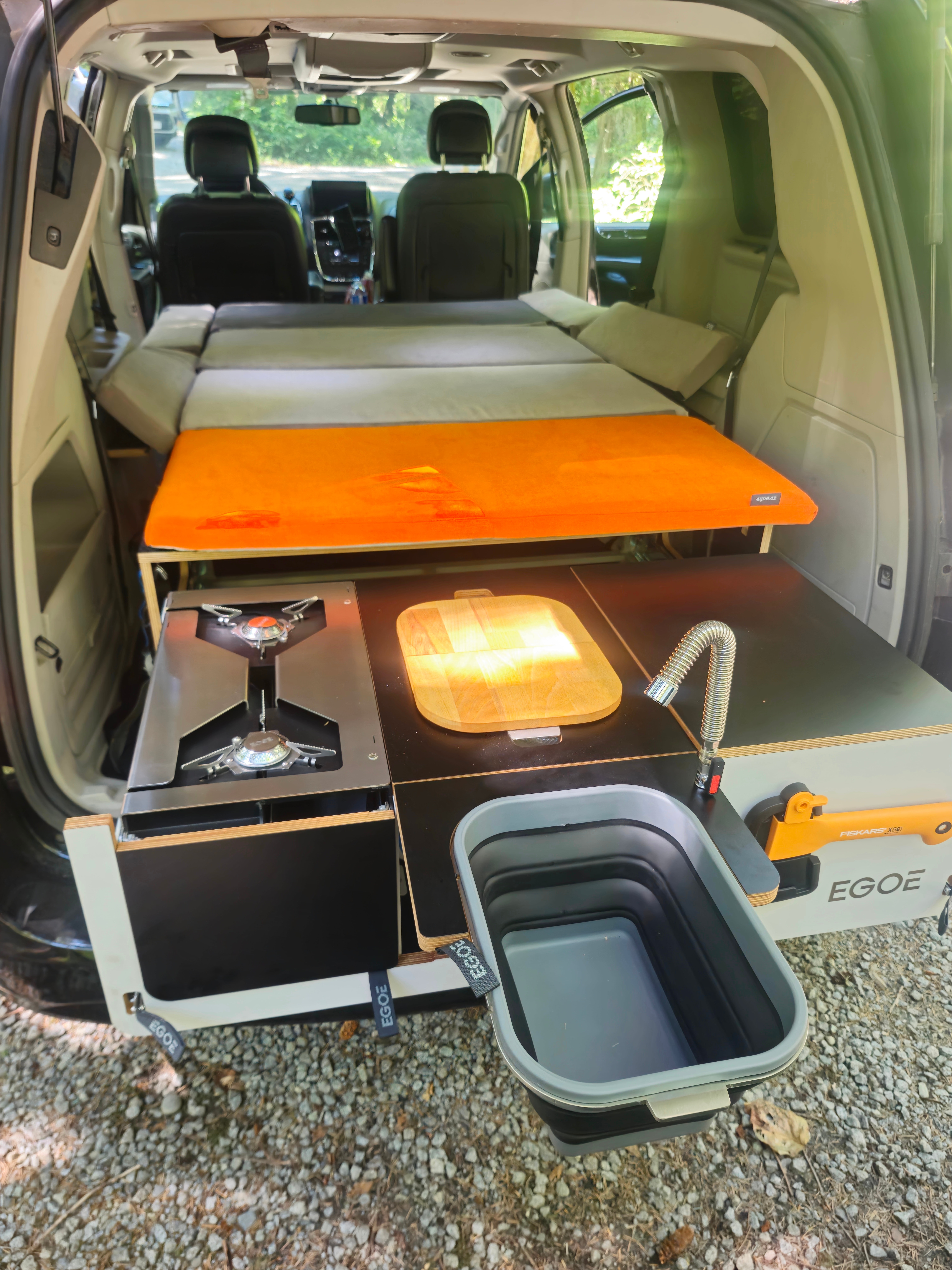 Billy's Chrysler town and country Campervan