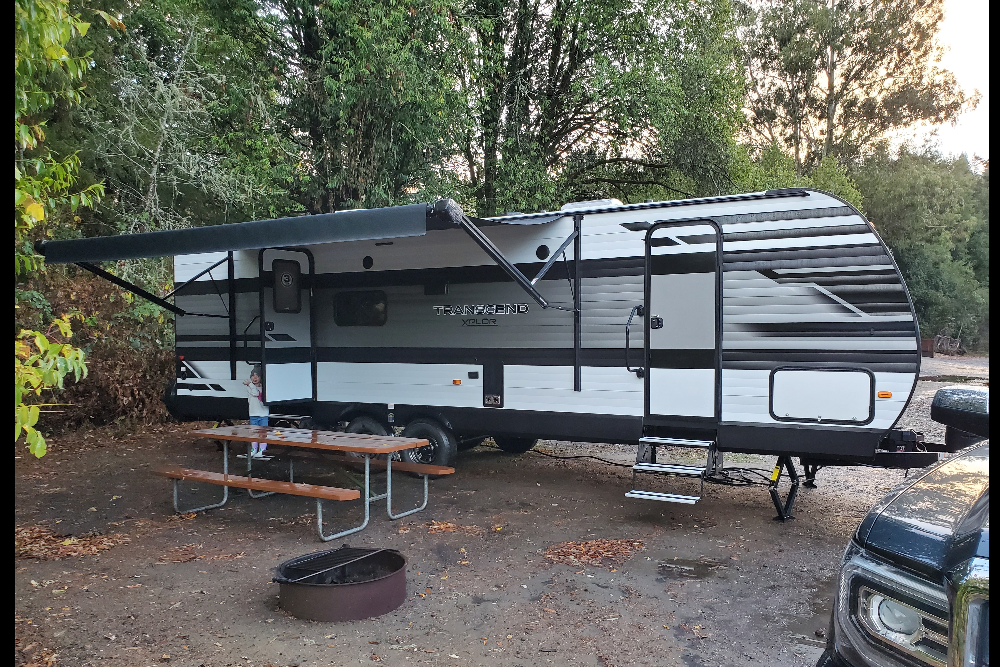 2021 Grand Design Xplor 265 bunk house family/pet friendly