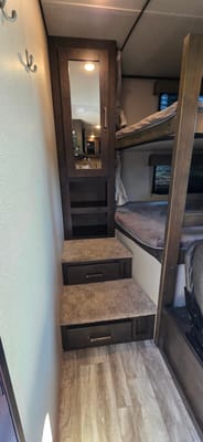 2021 Grand Design Xplor 265 bunk house family/pet friendly