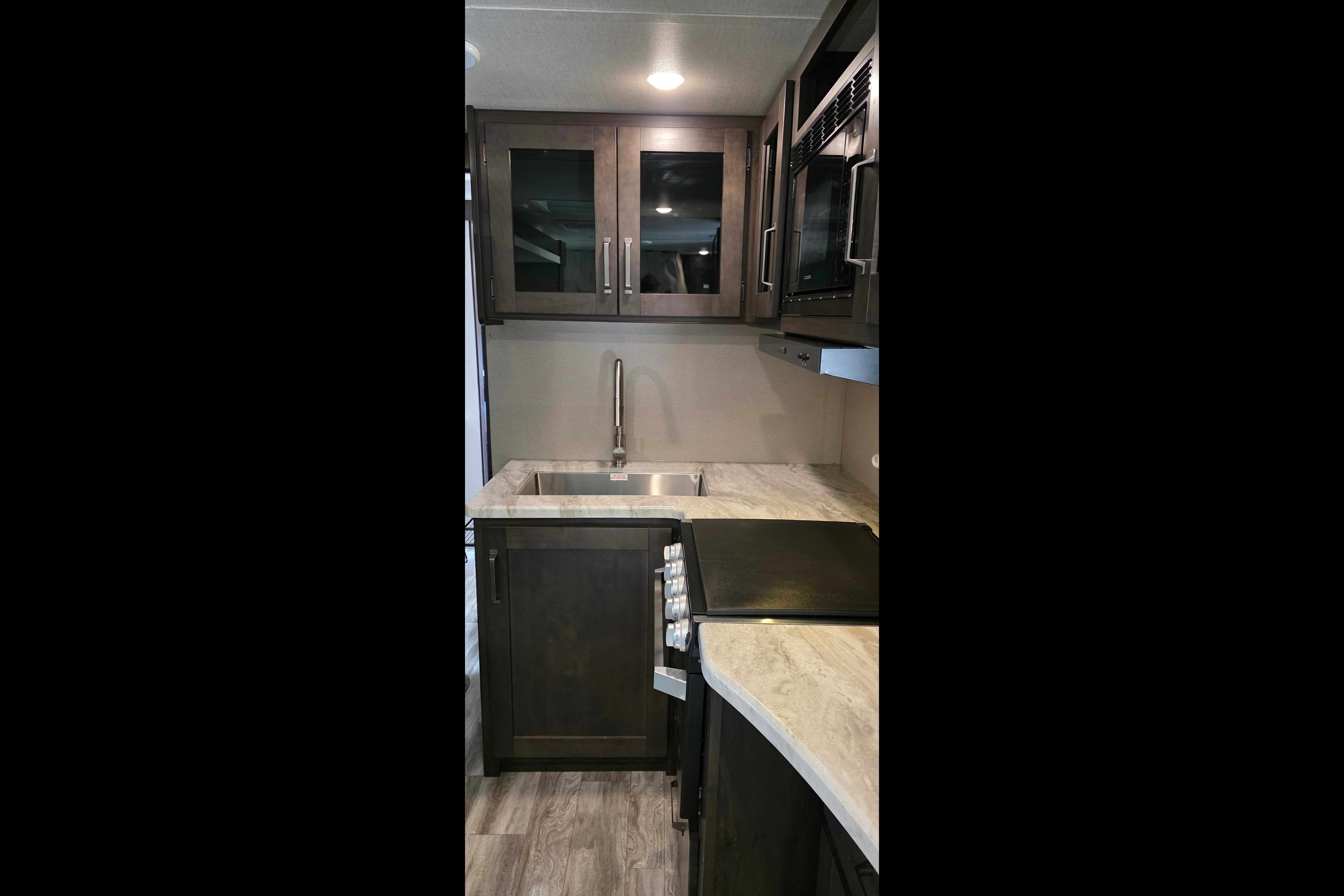 2021 Grand Design Xplor 265 bunk house family/pet friendly