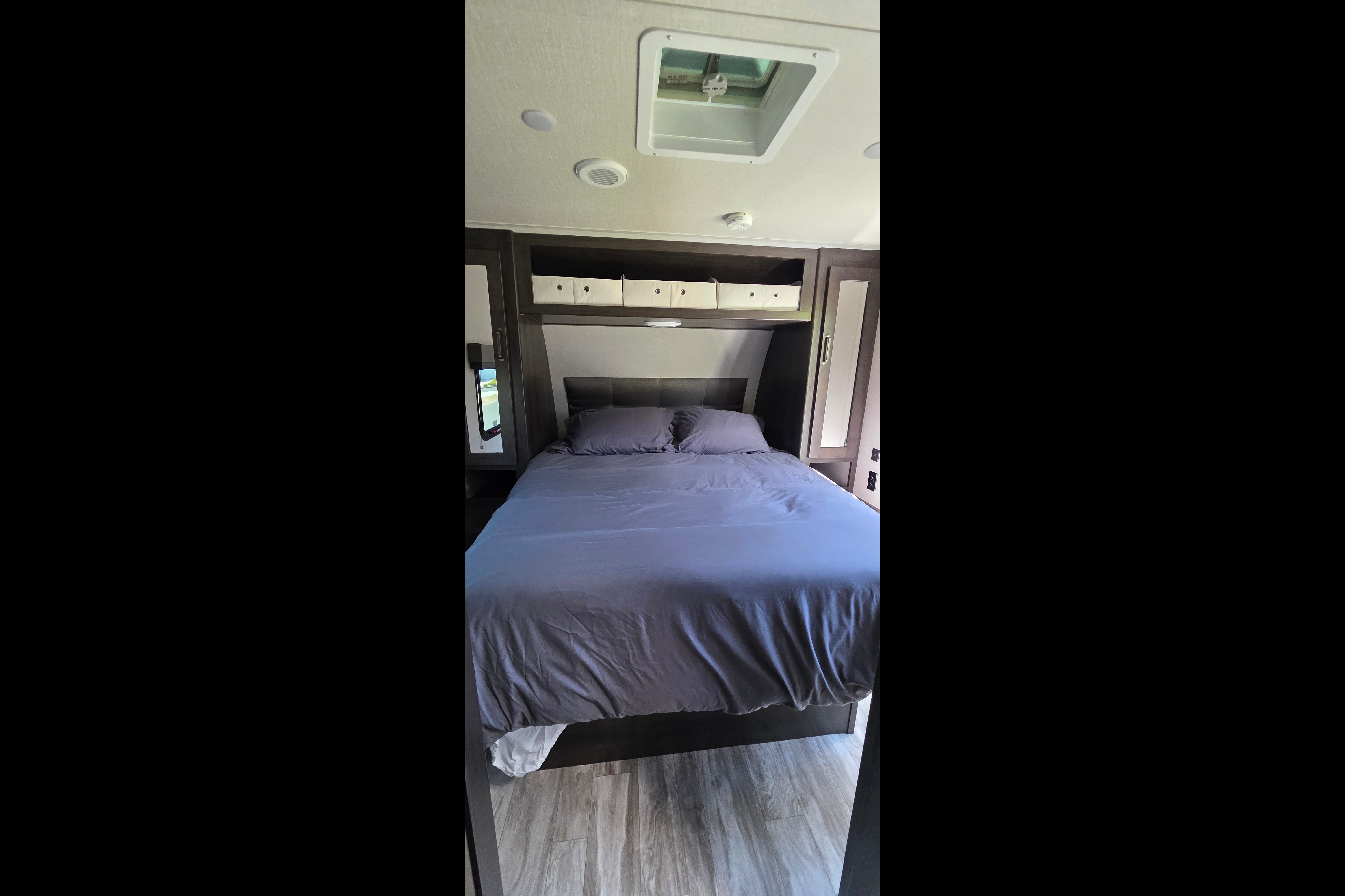 2021 Grand Design Xplor 265 bunk house family/pet friendly