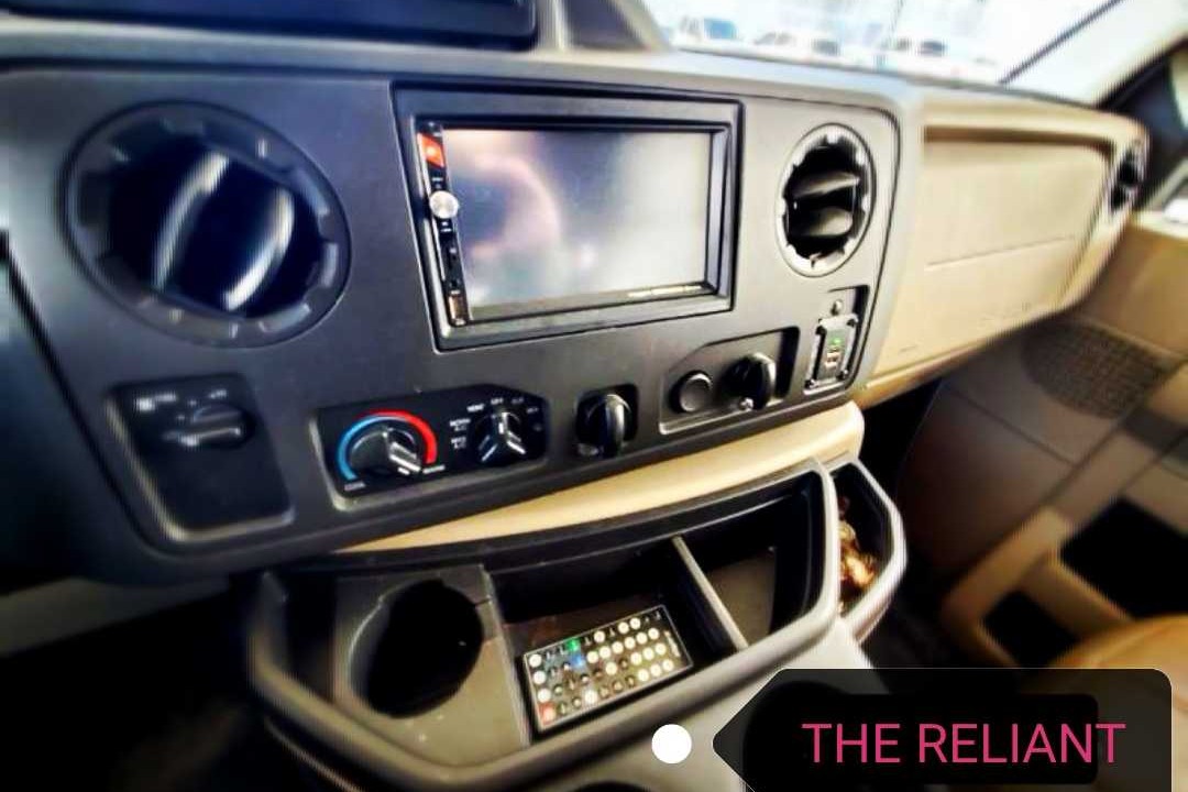 "THE RELIANT" - Thor Four Winds 23U Class C