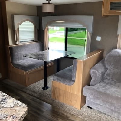 Wheelchair accessible RV travel trailer