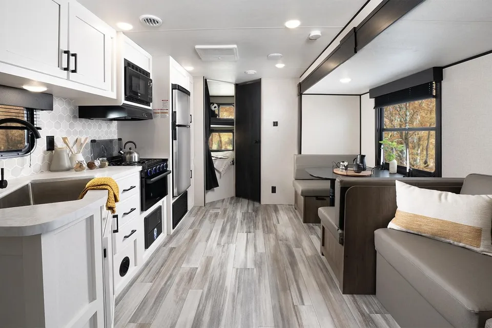 Cheerful 2024 Travel Trailer