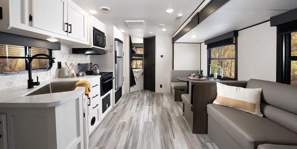 Cheerful 2024 Travel Trailer