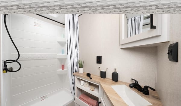 Cheerful 2024 Travel Trailer
