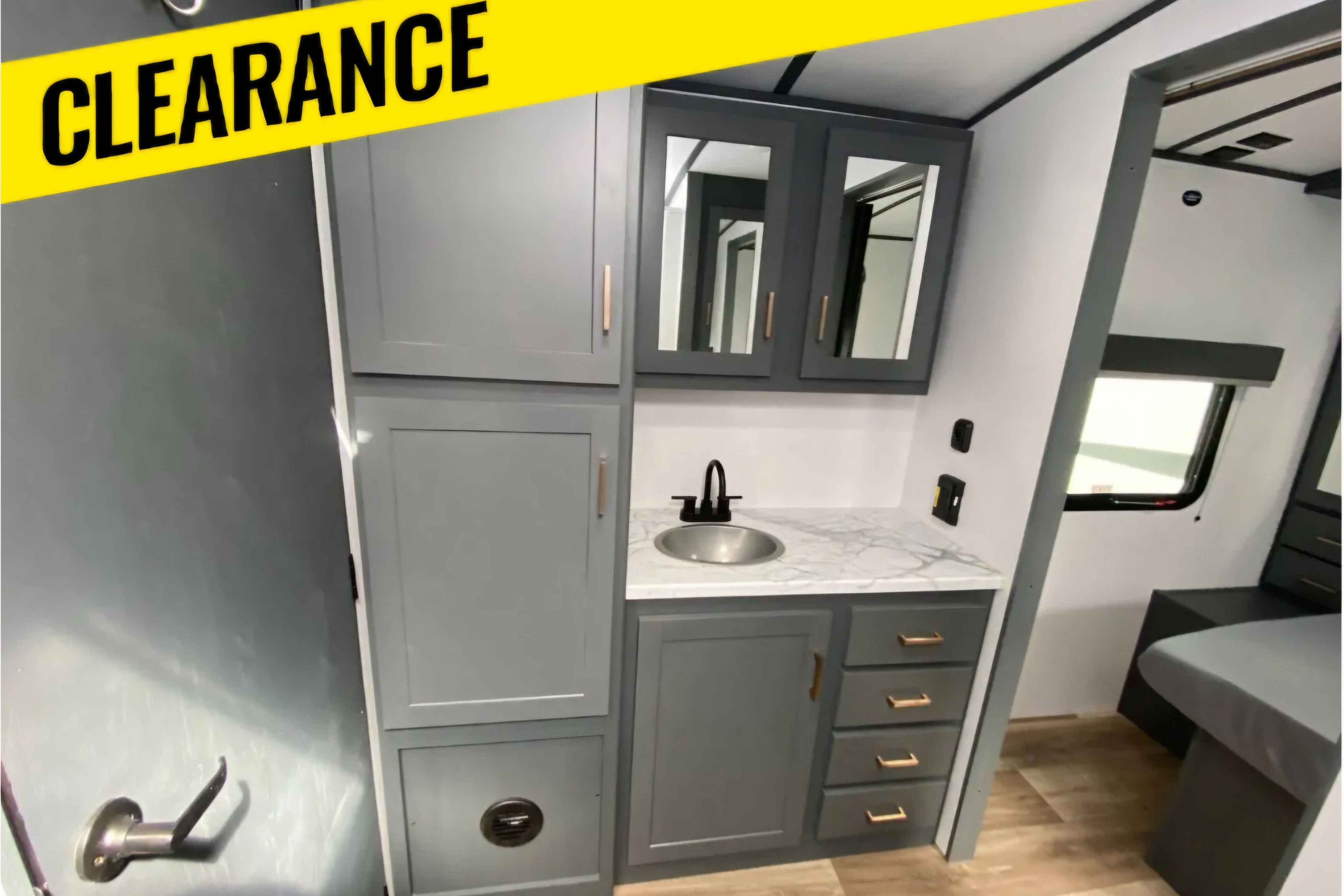 Darlene's Little House On Wheels
